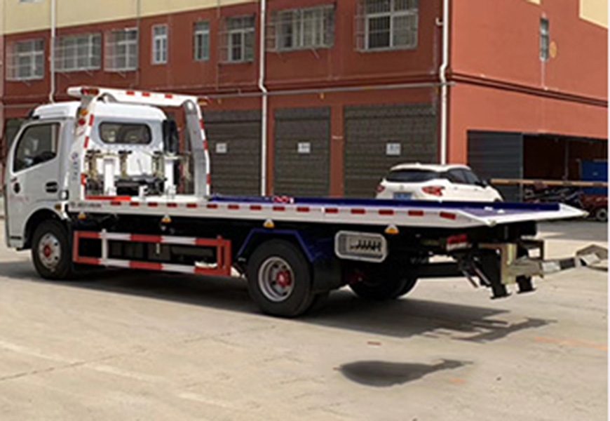 東風(fēng)多利卡黃牌一拖二清障車(chē) 